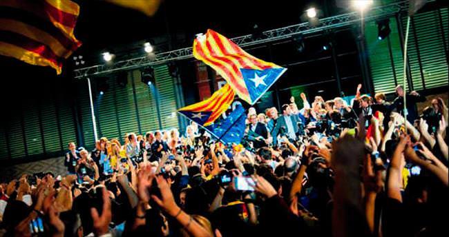 Katalonya 18 ay sonra bağımsızlığı oylama yolunda