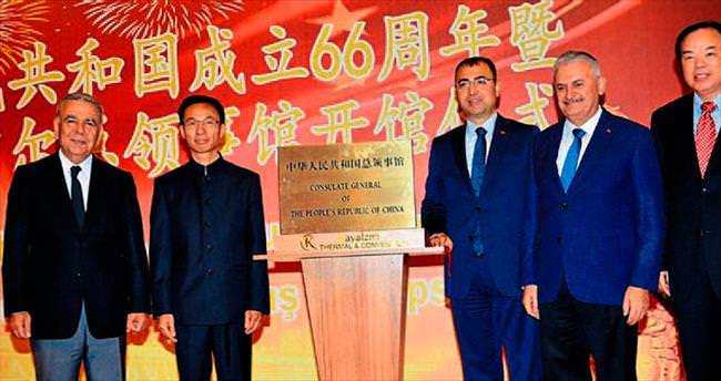 Çin Başkonsolosluğu İzmir’de törenle açıldı