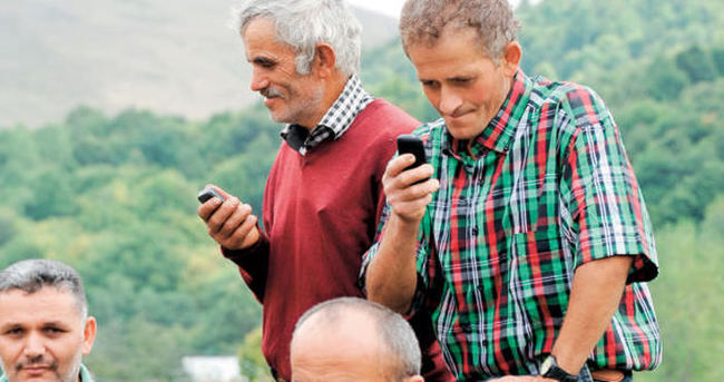 Akıllı telefonlar yaşlıların zihnini gençleştiriyor