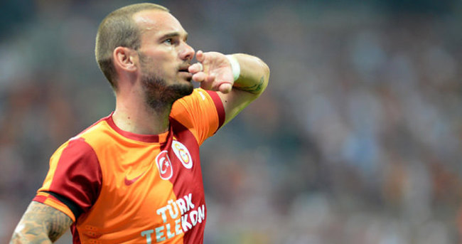 Galatasaray Sneijder ile imzaladı!