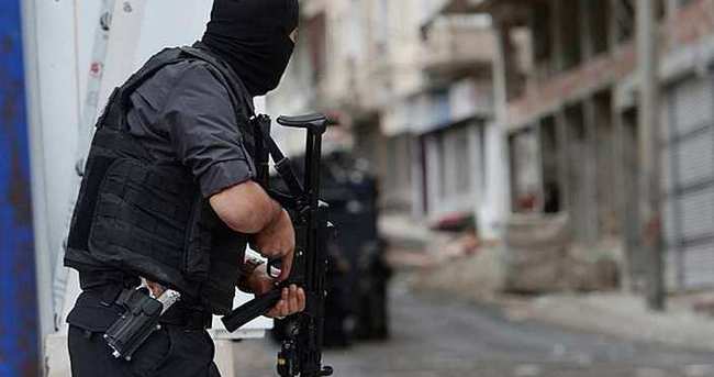 Adana’da kaçakçılara şafak baskını: 10 gözaltı