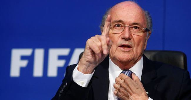 Blatter, seçime kadar görevinin başında