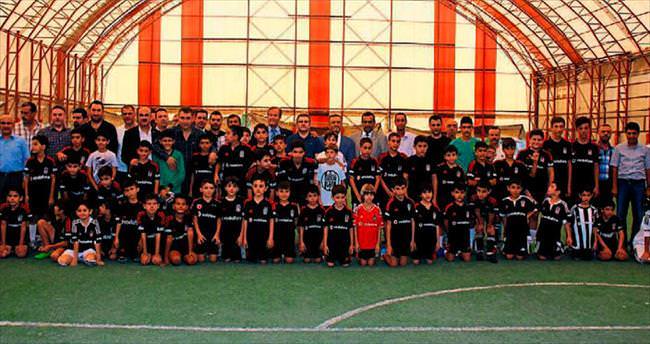 Hatay’da Beşiktaş futbol okulu açıldı