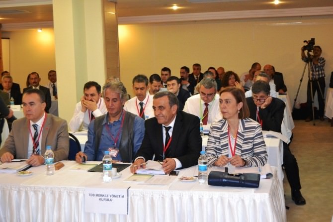 Türk Diş Hekimleri Birliği Ve Odaları Başkanlar Konseyi Ayvalık’ta Toplandı