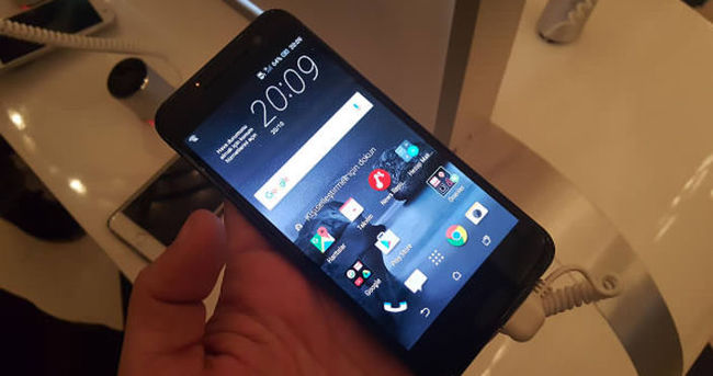 HTC’den iPhone’a ikizi kadar benzeyen telefon