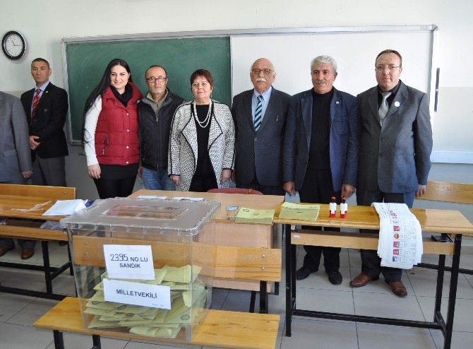 Milli Eğitim Bakanı Avcı, Aday Olduğu Eskişehir’de Oyunu Kullandı