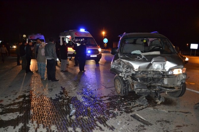 Sakarya’da Trafik Kazası: 7 Yaralı