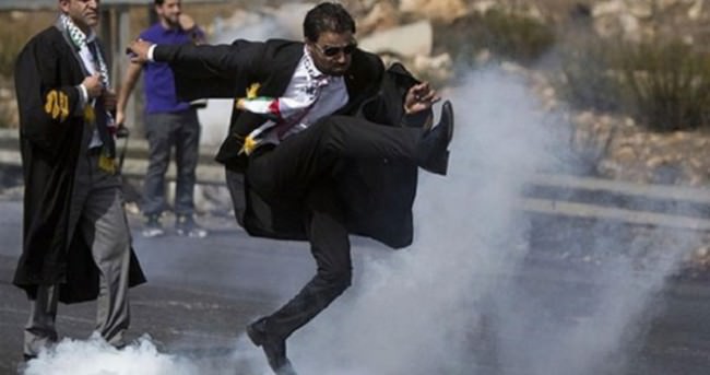 Filistinli avukatın isyanı fenomen oldu