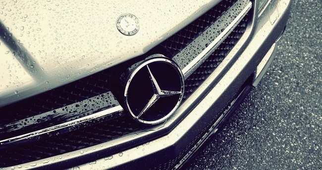 Mercedes 126 bin aracını geri çağırıyor!
