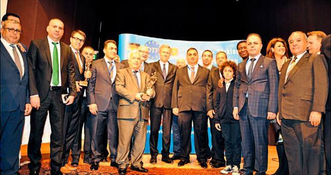 Tarsus Belediyesi’ne 1 haftada 3 büyük ödül