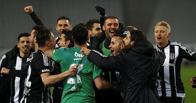 Beşiktaş derbi zaferiyle zirvedeki yerini korudu