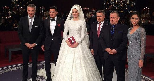 Mustafa Pektemek evlendi