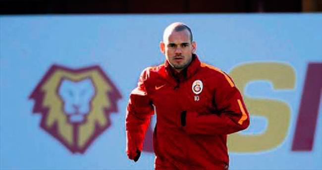 Kayseri’de Sneijder yok!