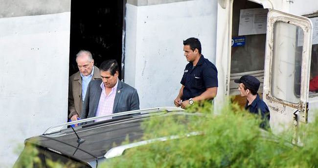 Figueredo, ülkesinde gözaltına alındı