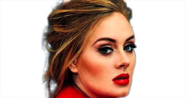 Adele... Albümü 3.38 milyon sattı