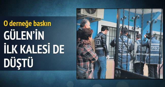 İzmir’de, Gülen’in ilk derneğine baskın...
