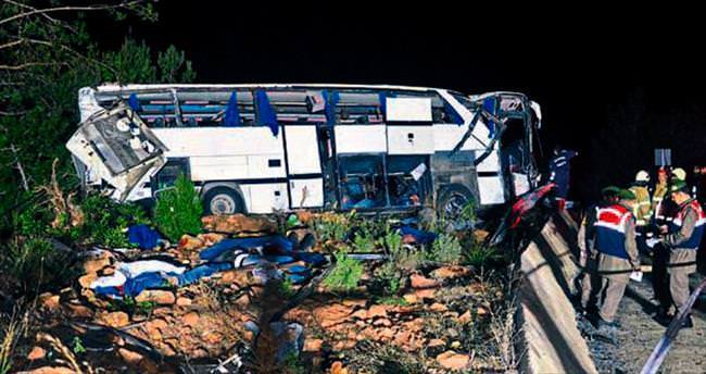 Balıkesir’de otobüs devrildi: 8 ölü, 48 yaralı