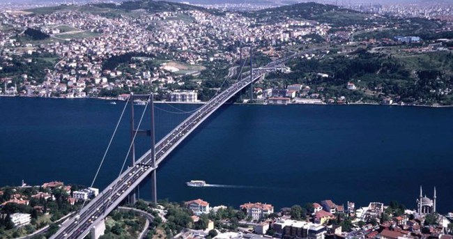 Ruslar İstanbul’u gözetleyen radarı test etti