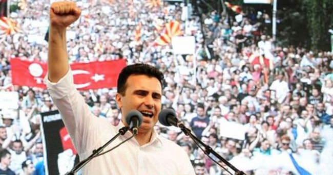 Makedonya Başbakanı Gruevski istifa ediyor