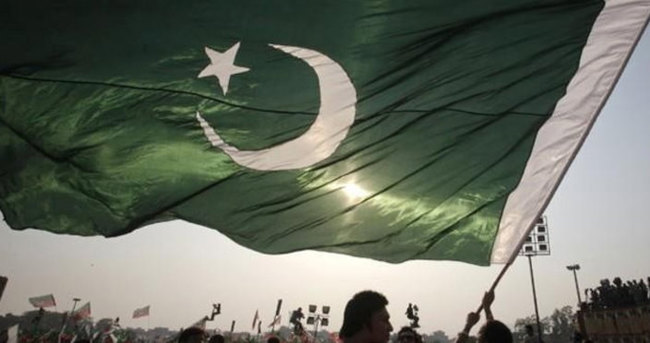 Pakistan’dan yeni balistik füze denemesi