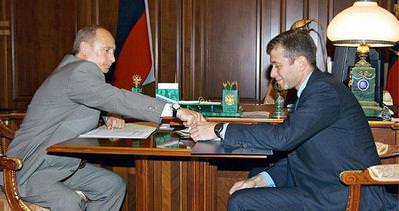 Abromoviç’ten Putin’e 35 milyon dolarlık hediye iddiası