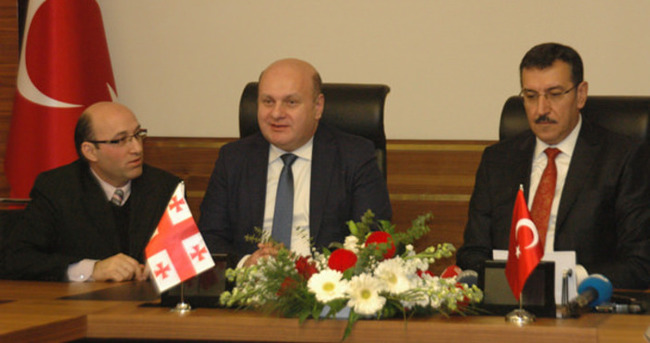 Gürcistan ile e-TIR projesi imzalandı