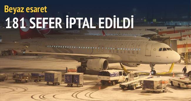 İstanbul’da 181 uçuş iptal