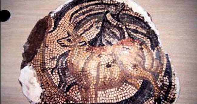 PKK’lılar 5 bin yıllık mozaiği çalmış