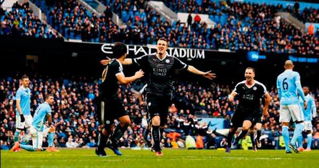 Leicester City adım adım şampiyonluğa