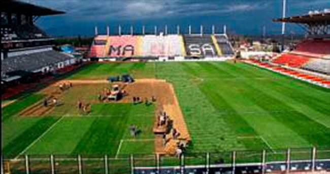 Manisa Stadı yenileniyor