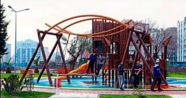 İhsan Alyanak Parkı yenilendi