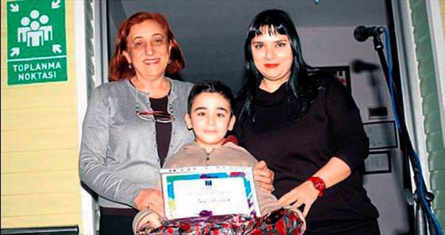 Adana Koleji ödülle başladı