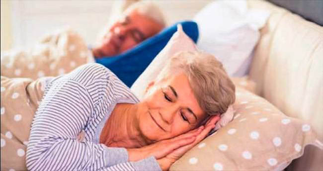 8 saatten fazla uyku felç riskini artırıyor