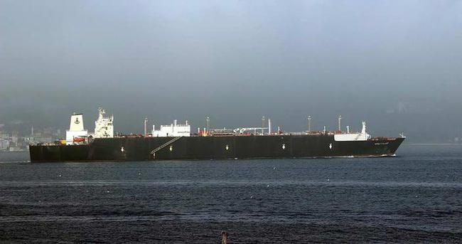 Doğalgaz tankeri, Çanakkale Boğazı’nı kapattı