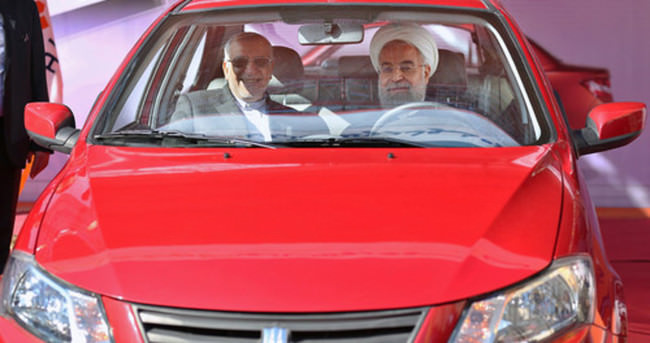 İran’ın yeni otomobili tanıtıldı