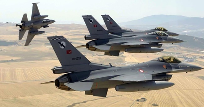 Türk F-16’ları kilit atılarak taciz edildi
