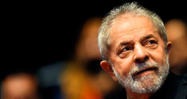 Eski Başkan Lula’ya yolsuzluk gözaltısı