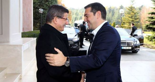 Yunanistan Başbakanı Çipras İzmir’e geldi
