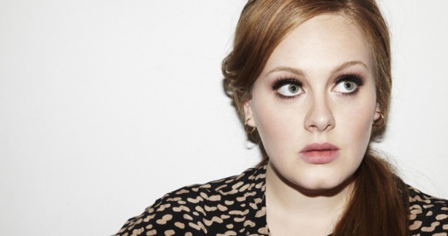 Adele’den hayranlarına müjde
