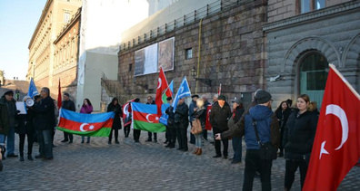 Sözde Ermeni tasarısı İsveç’te protesto edildi
