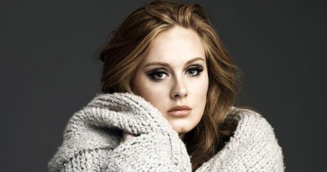Adele’in özel fotoğrafları hacklendi