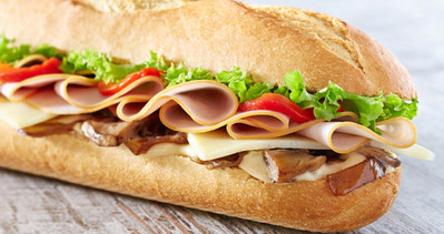 Füme Somonlu Sandviç Nasıl Yapılır?