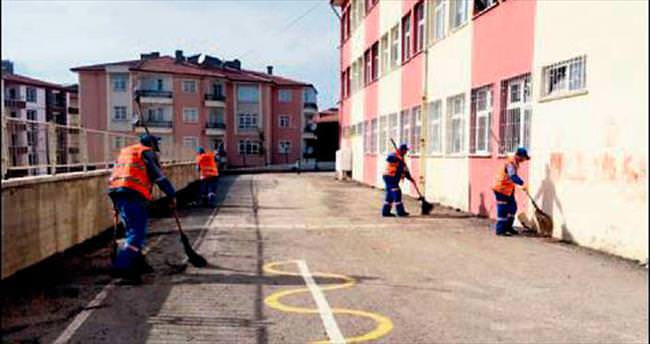 Altındağ’daki tüm okullara temizlik