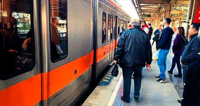 Melih ABİ: Adana Metrosuna 153 çare olmuyor