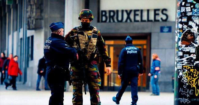 Avrupa’da terör operasyonları yayılıyor