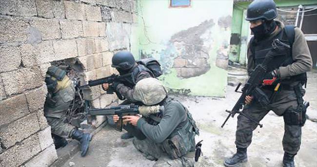 Üç ilde 29 PKK’lı terörist öldürüldü