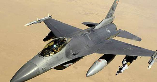 ABD Hava Kuvvetlerine ait F-16 savaş uçağı düştü
