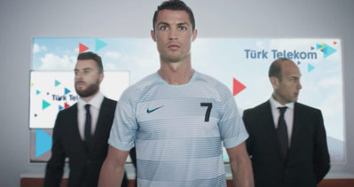 Türk Telekom Ronaldo’yu Fiber Güçlü GiGA 4.5G ile hızlandırıyor