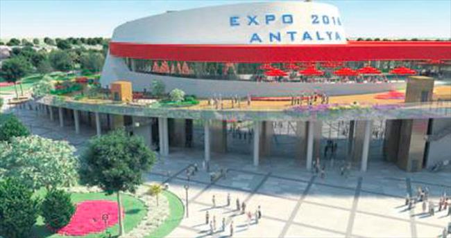 Bakan Çelik, Antalya EXPO’ya kamp kurdu