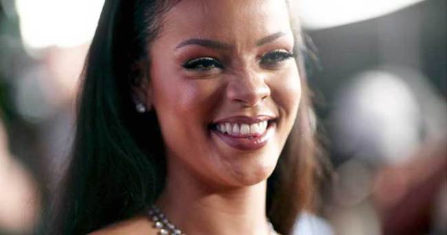 Rihanna’nın hayatı belgesel oluyor